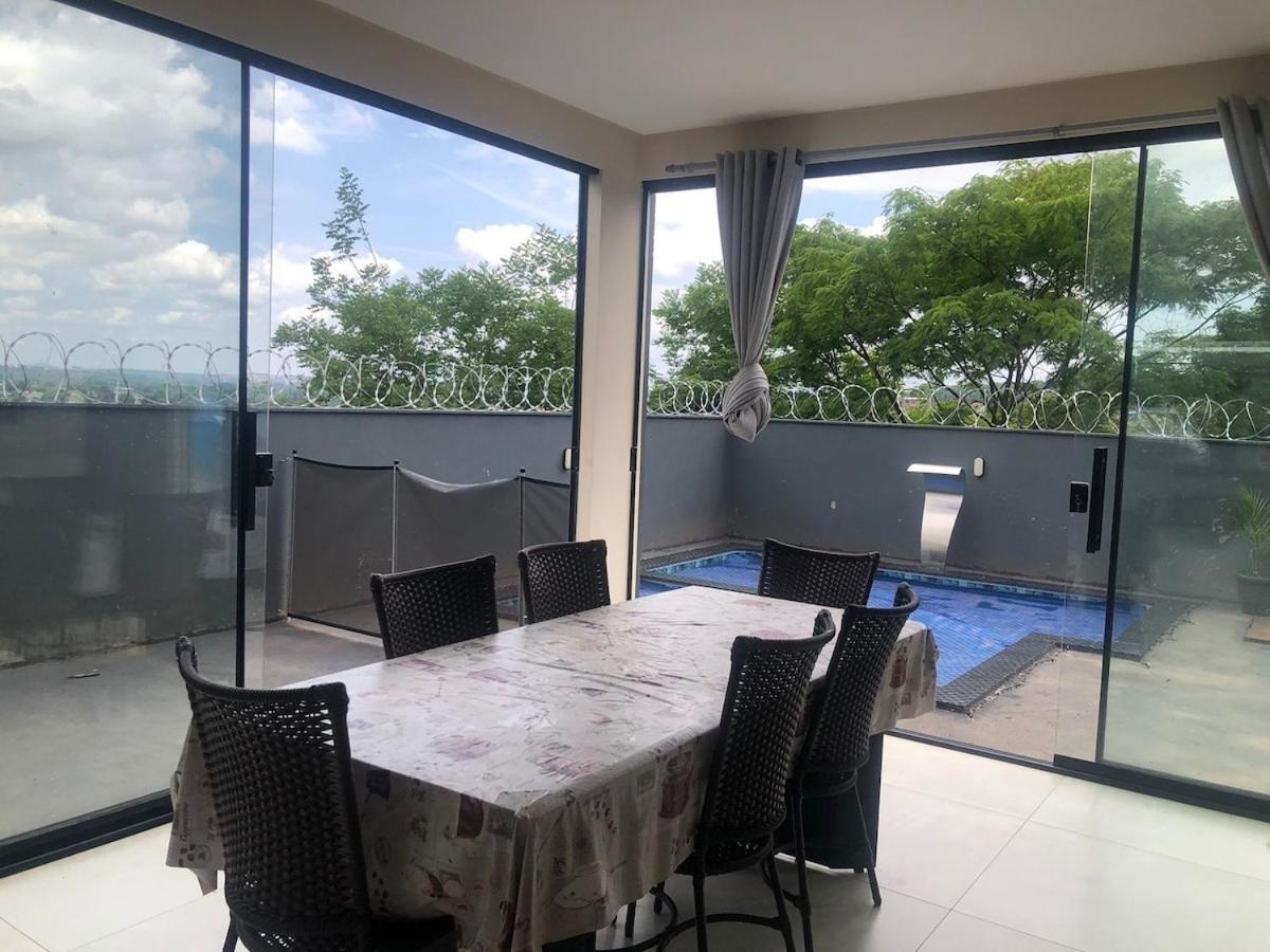 Gray House * Goiania